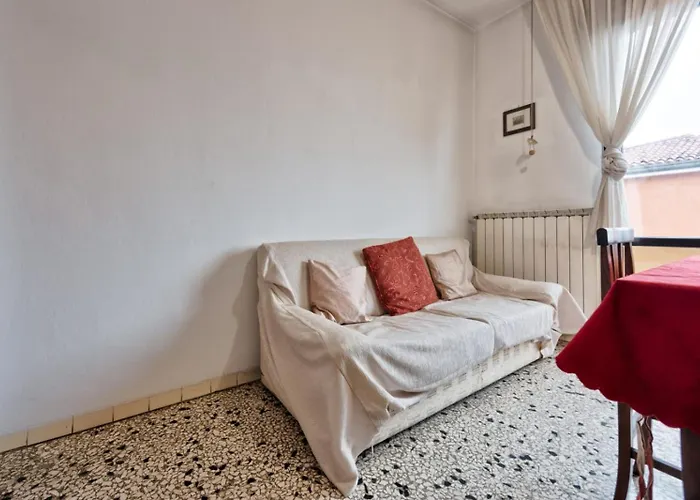 Easy Old Apartment Marghera