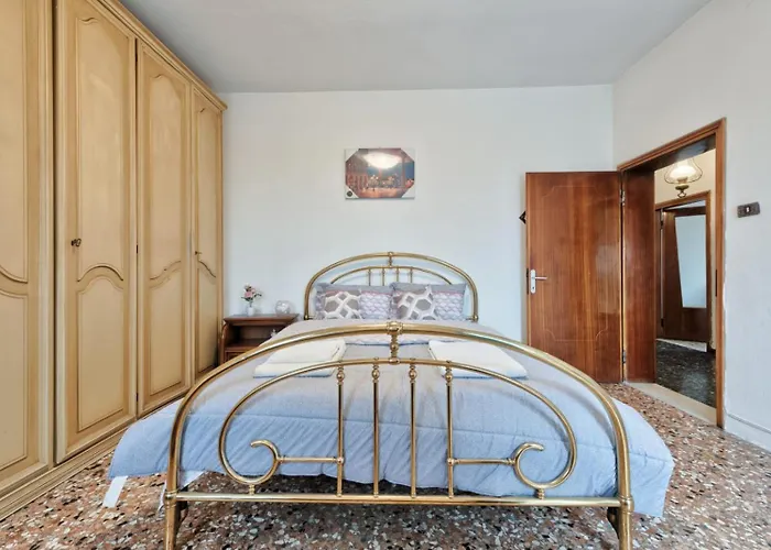 Easy Old Apartment Marghera